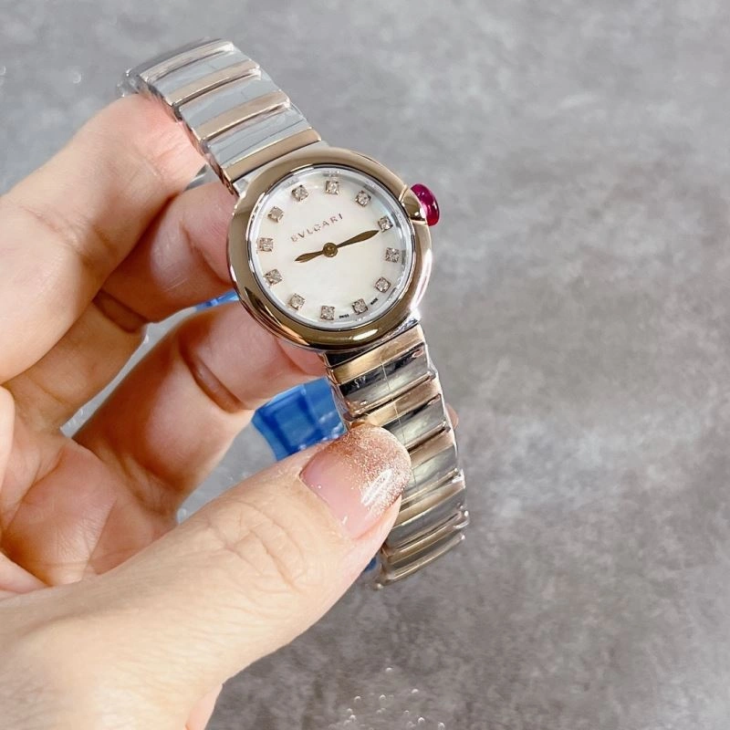 Sleek BVLGARI Watches 178220