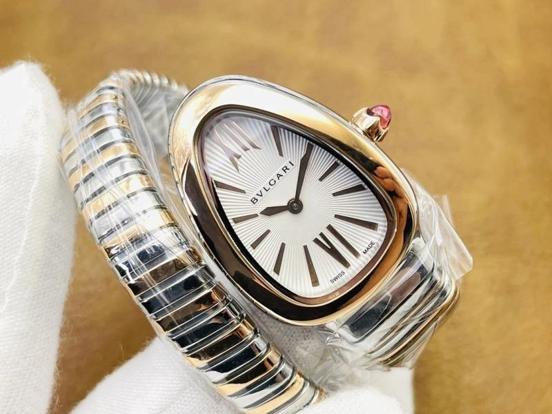 BVLGARI Watches Sporty 178198