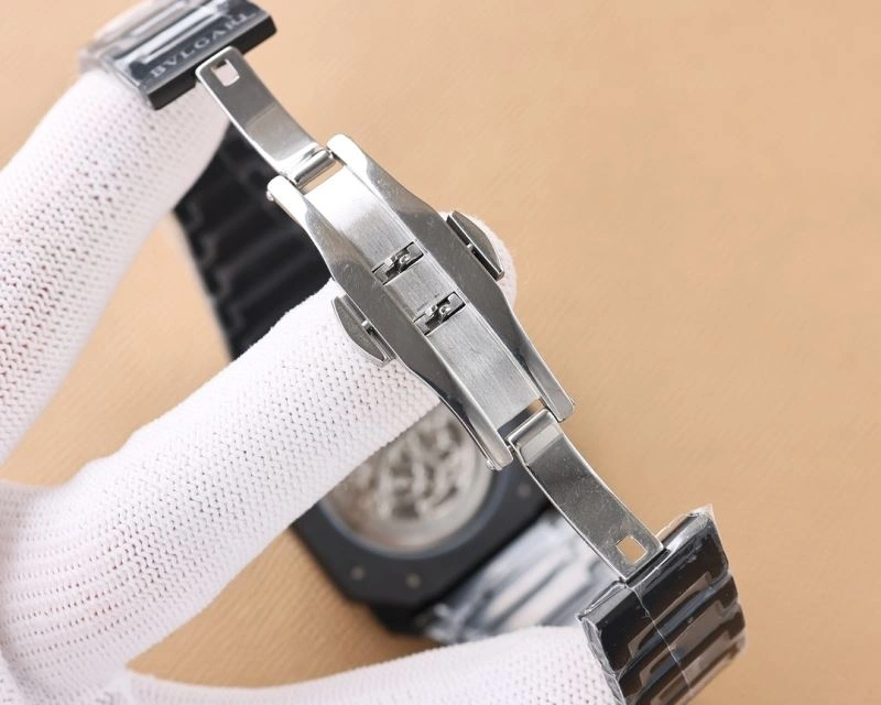 Vibrant BVLGARI Watches 178285
