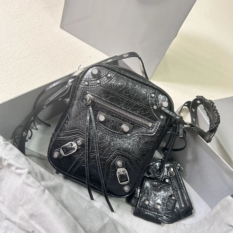 Affordable Balencia Le Cagole Distressed Silver Motorcycle Phone Bag - Black 78819