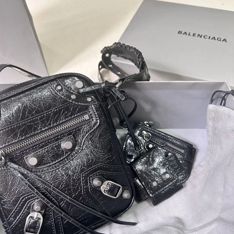 Affordable Balencia Le Cagole Distressed Silver Motorcycle Phone Bag - Black 78819