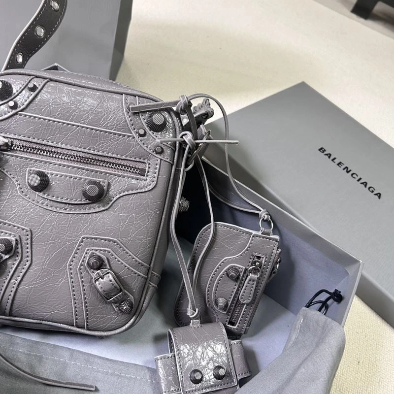 Snug Balencia Le Cagole Motorcycle Phone Bag - Gray Oily Wax Cowhide 78801