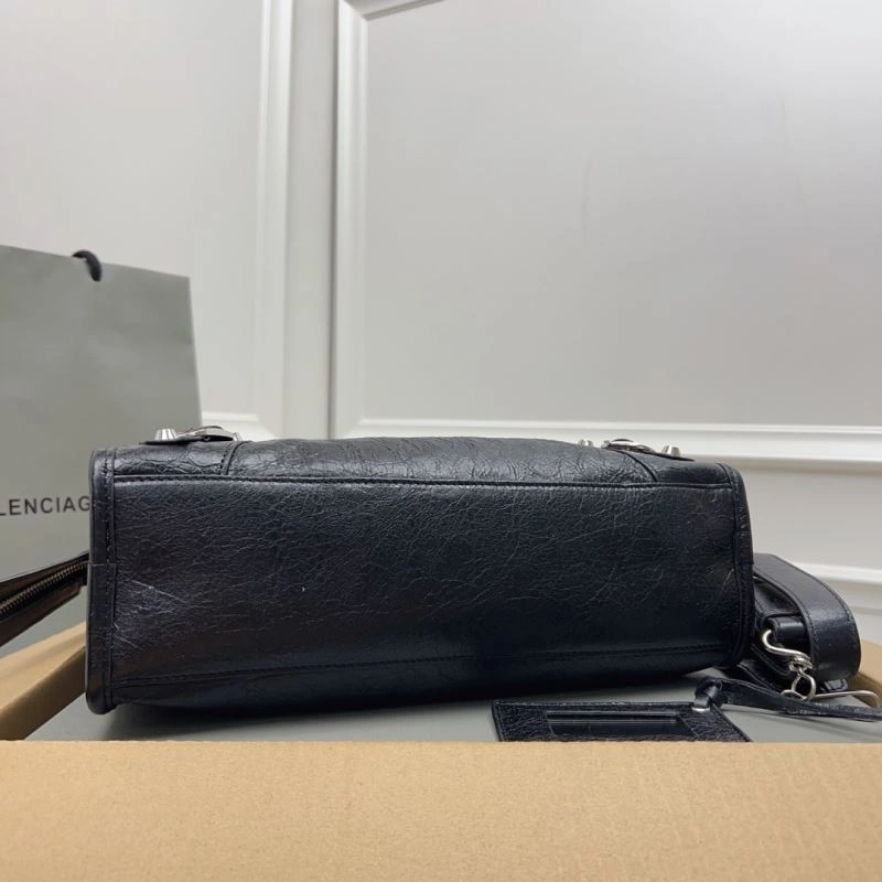 Reliable Balenciaga   Gold City Cracked Lambskin Bag with Silver Tassels 78359