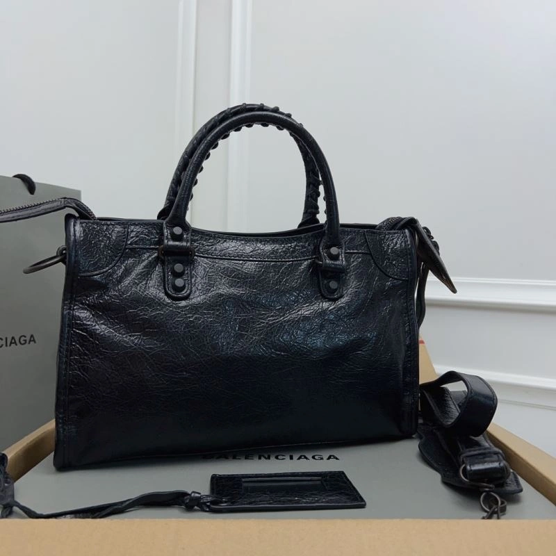 Balenciaga   Gold City Cracked Sheepskin Bag with Bronze Accents Stretchable 78370