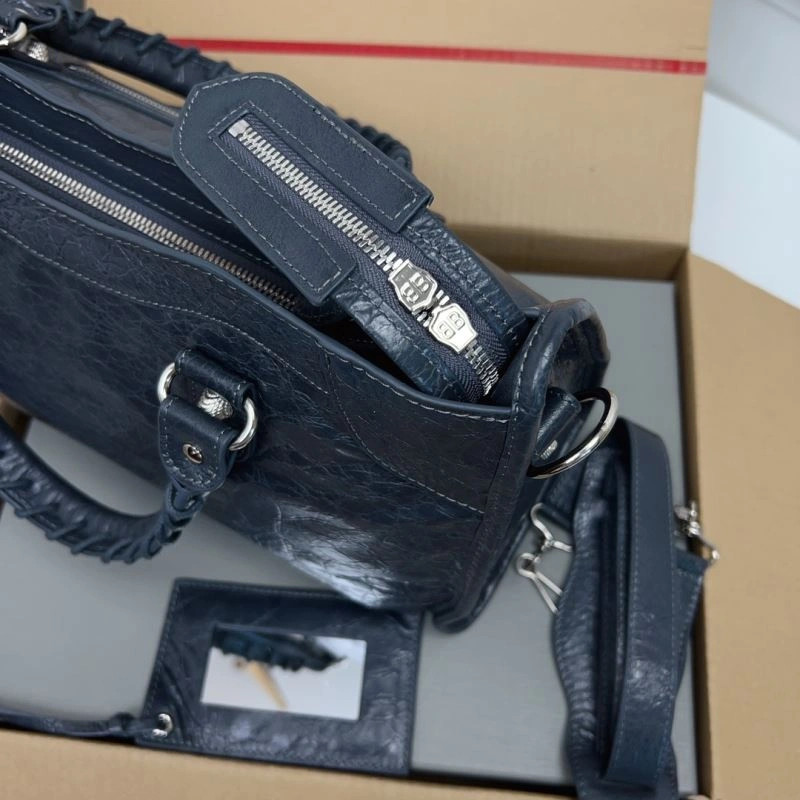Durable Balenciaga   Cracked Lambskin Tote with Pineapple Silver Stud 78352