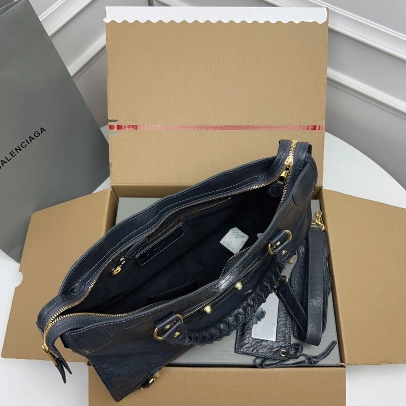 Functional Balenciaga   Cracked Sheepskin Bag with Pineapple Gold Studs 78341
