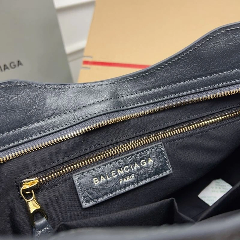 Functional Balenciaga   Cracked Sheepskin Bag with Pineapple Gold Studs 78341