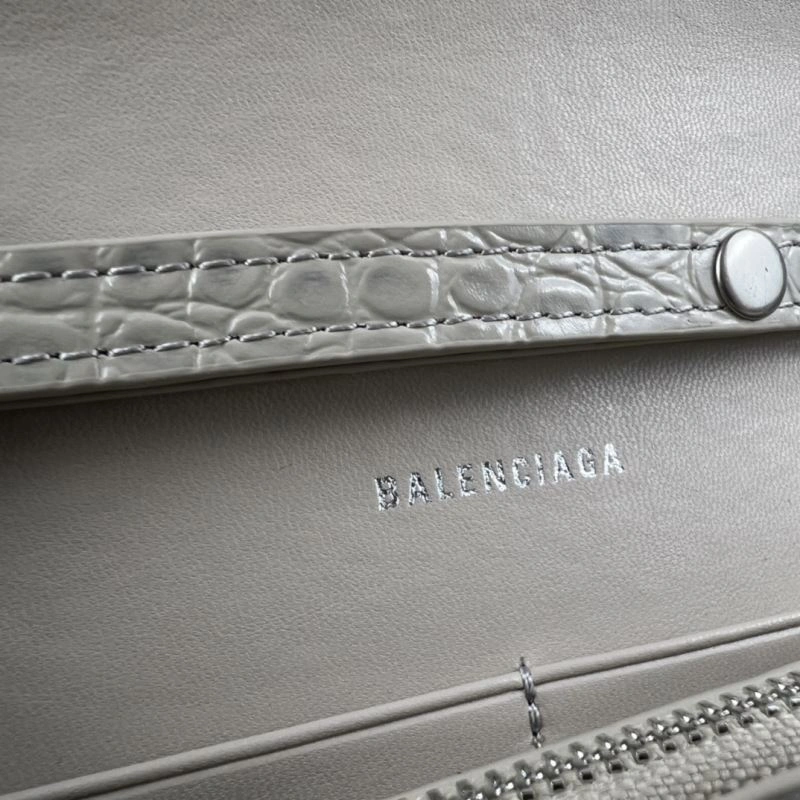 Balenciaga 19cm Hourglass Chain Crossbody Bag with B-Shaped Pull Tab Neat 78643