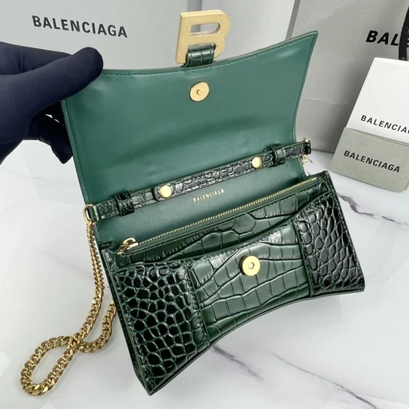 Balenciaga 19cm Iconic Hourglass Chain Crossbody Bag by Brand B Efficient 37752
