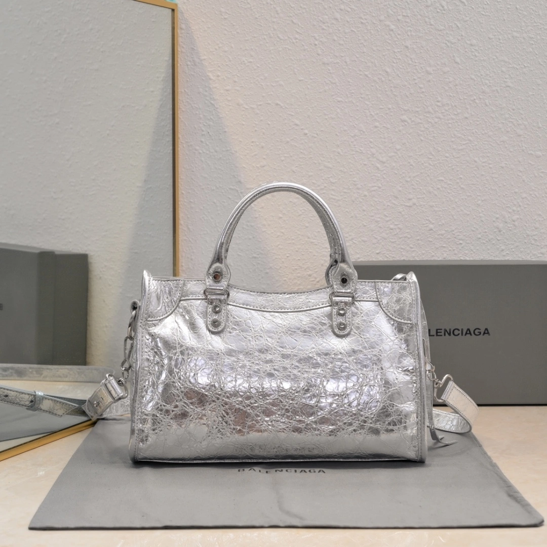 TimelessDesign Balenciaga 2024 Lie City  Motorcycle Bag 61018