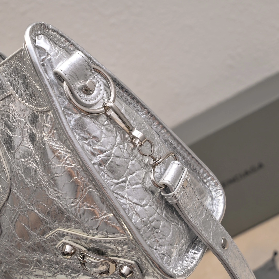 TimelessDesign Balenciaga 2024 Lie City  Motorcycle Bag 61018