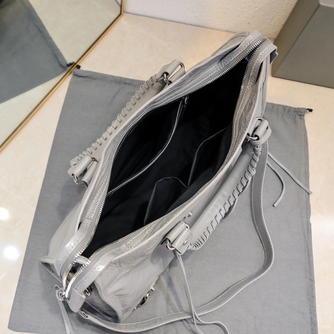 Lightweight Balenciaga 2024 Lie City Studded Motorcycle Bag 61032