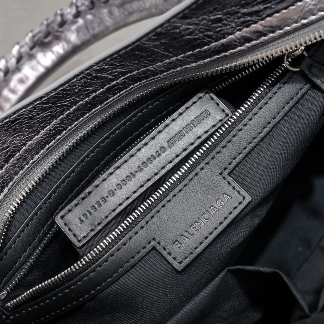 Balenciaga 2024 Lie City Vintage Motorcycle Bag Efficient 61078