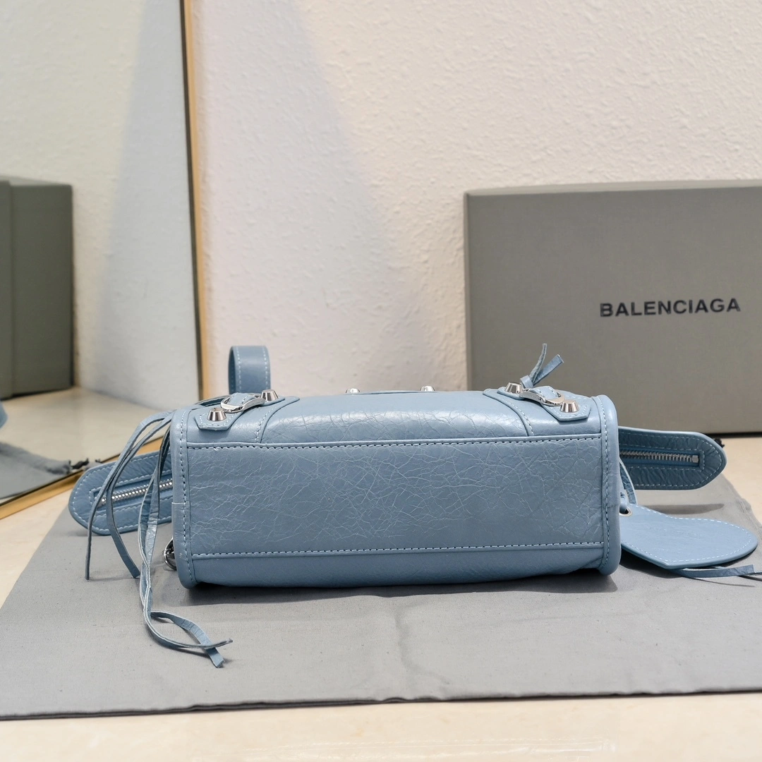 WellDesigned Balenciaga 2024 Lie City Vintage Motorcycle Bag 61017