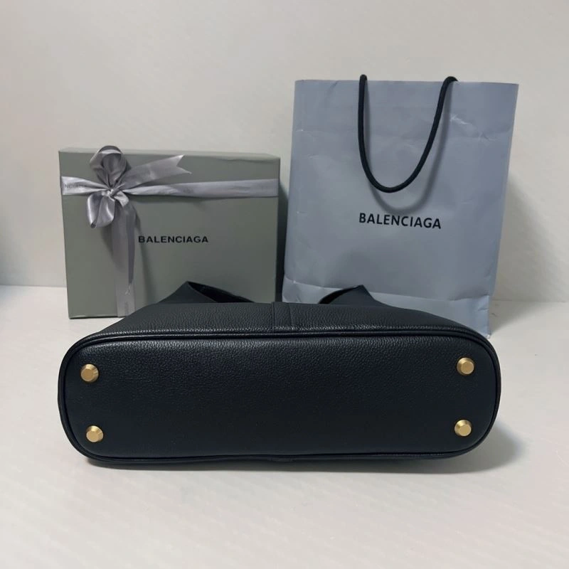 Resilient Balenciaga 2024 Lock Ornament  Hobo Bag 70061