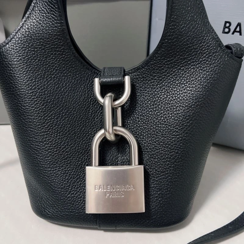 TechFriendly Balenciaga 2024 Spring Locker Hobo Bag with Silver Lock 70064