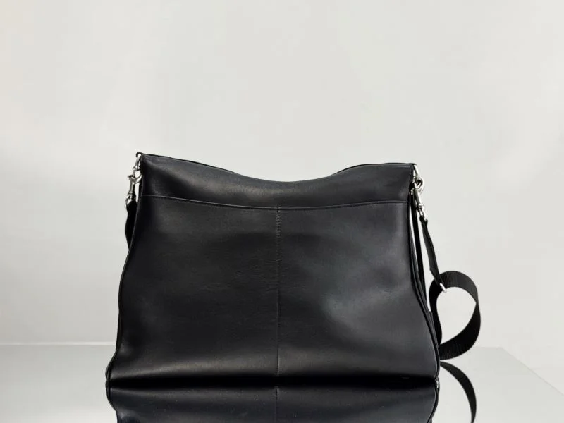 FlexibleFit Balenciaga 2025 Mens  Black Rodeo Messenger Bag 38253