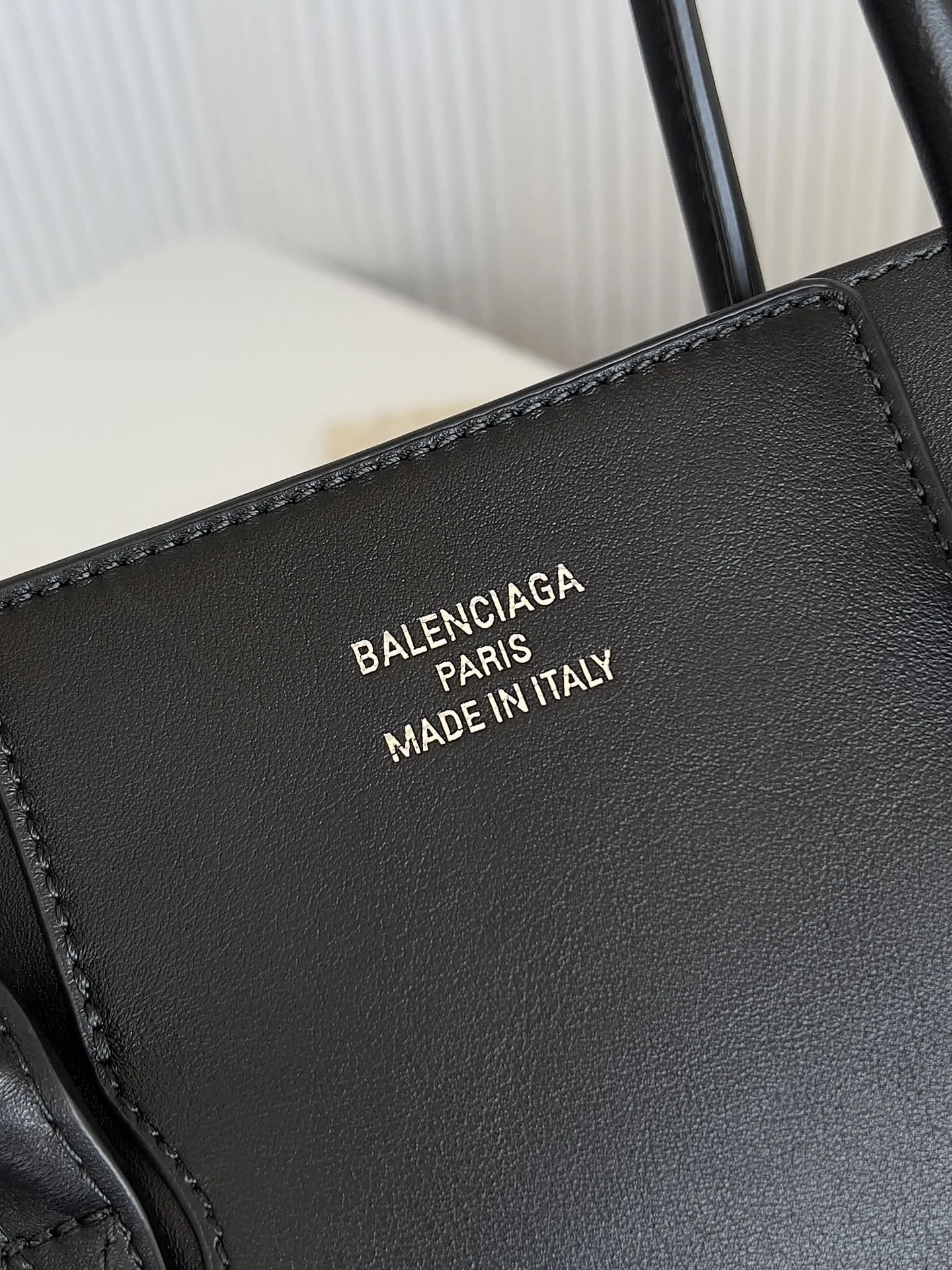Thermal Balenciaga Air Messenger Bag - Size 35.9x28.9x16 cm C 60879
