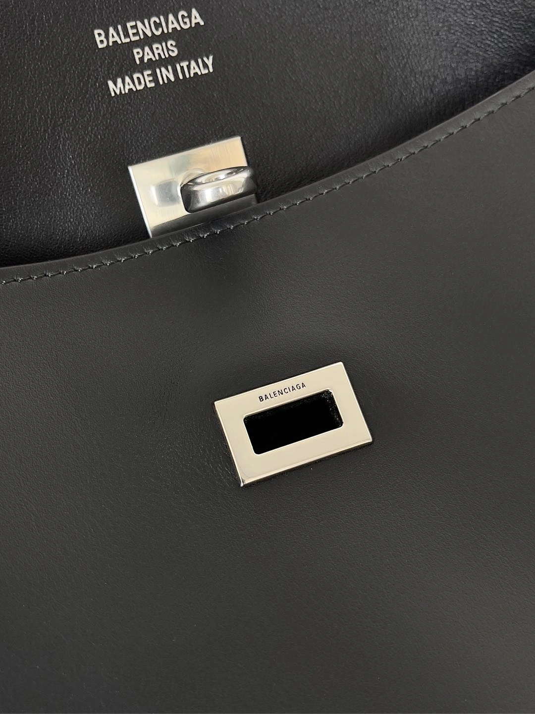 Balenciaga Air Series Urban  Shoulder Bag FreshLook 60897