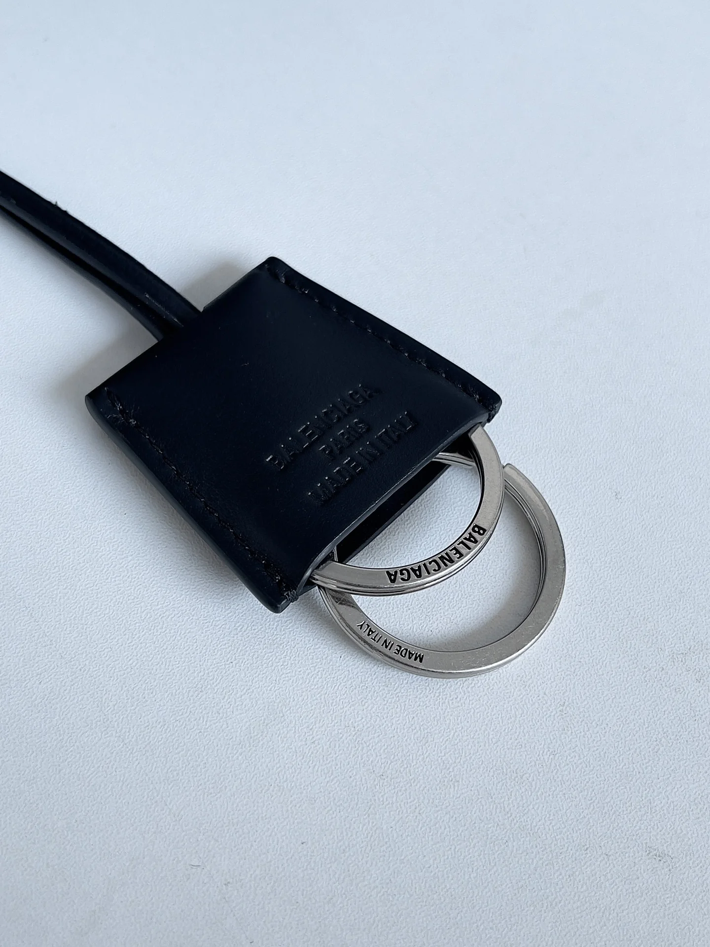 Balenciaga Air Trumpet Bag - 30x20.5x12 cm  Design TimelessDesign 60867