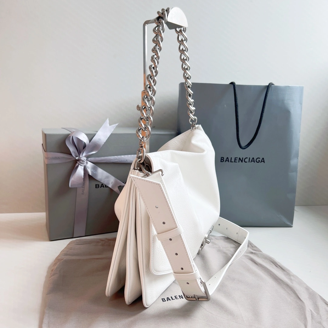 MoistureWicking Balenciaga BB  Series Large Oil-Wax White Bag 60899