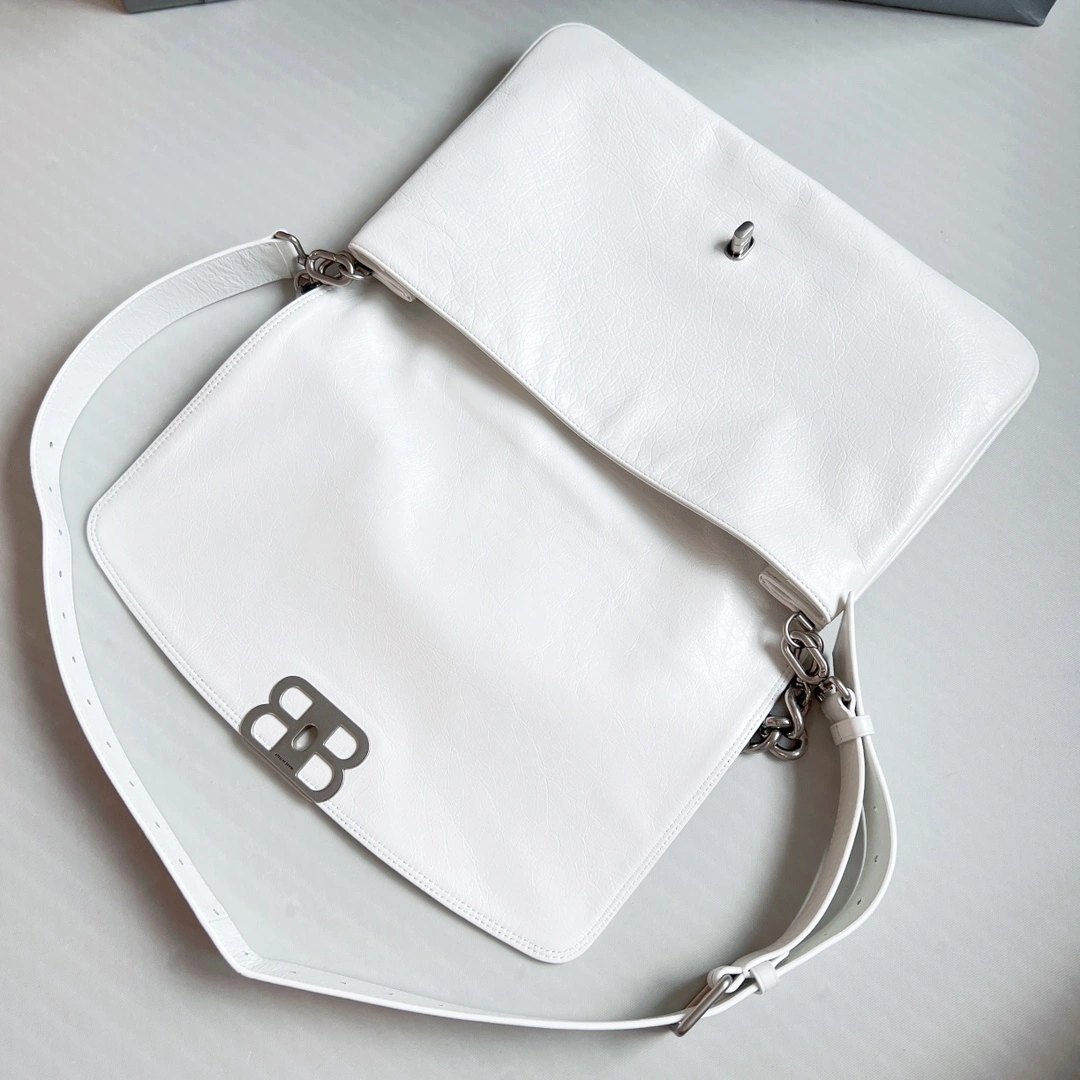 MoistureWicking Balenciaga BB  Series Large Oil-Wax White Bag 60899