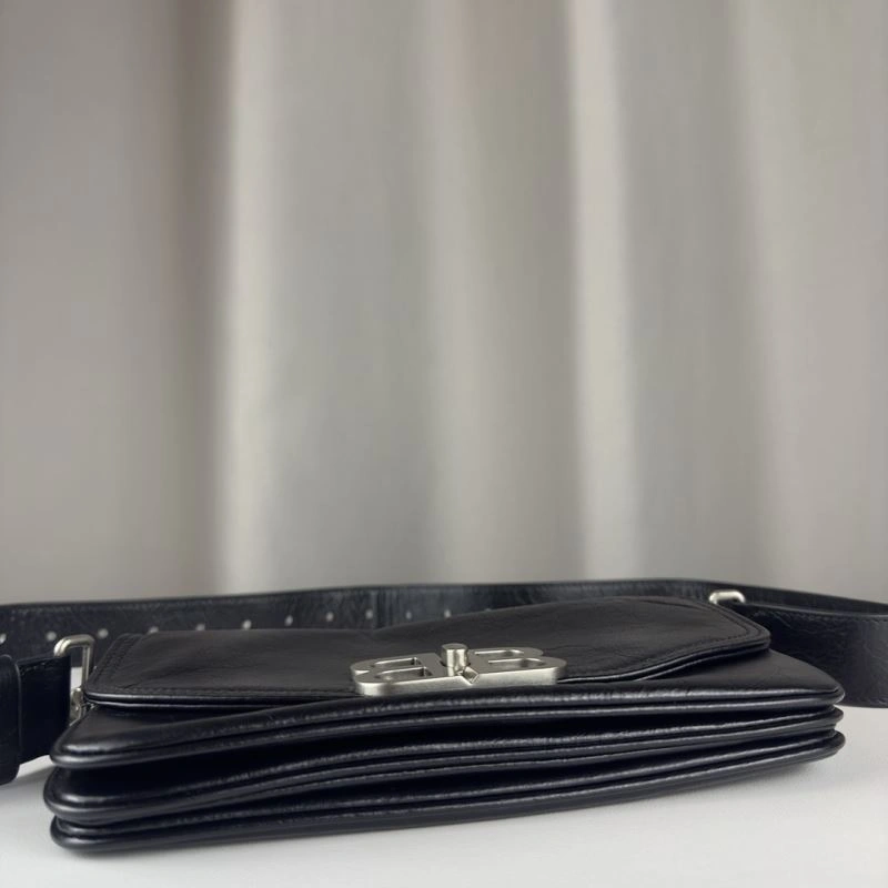 EasyMatch Balenciaga BB  Small Chain Underarm Bag - Black 75280