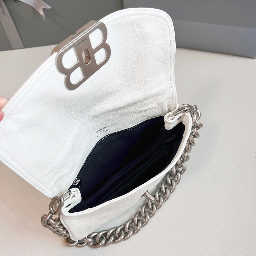 Balenciaga BB  Small Oil Wax White Chain Shoulder Bag FreshLook 60892