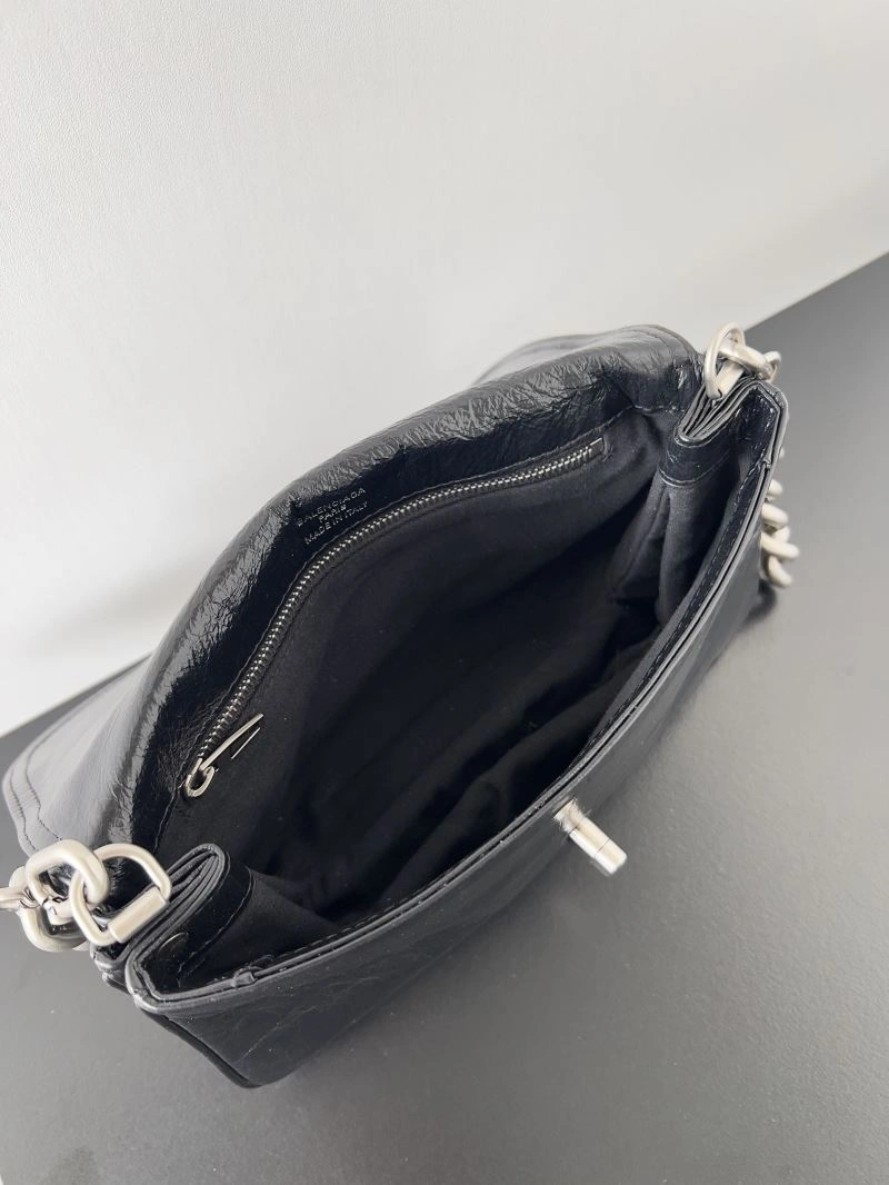 Balenciaga BB Solt Peach Lambskin Crossbody Bag 23Fall Efficient 78600