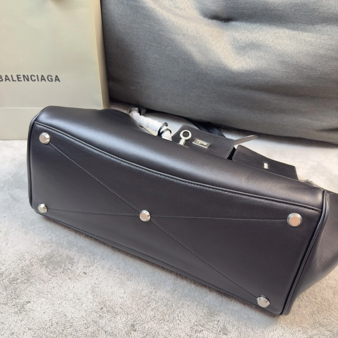 Balenciaga Bel-Air Oversized  Calfskin Bag with Iconic Lock Thermal 64667