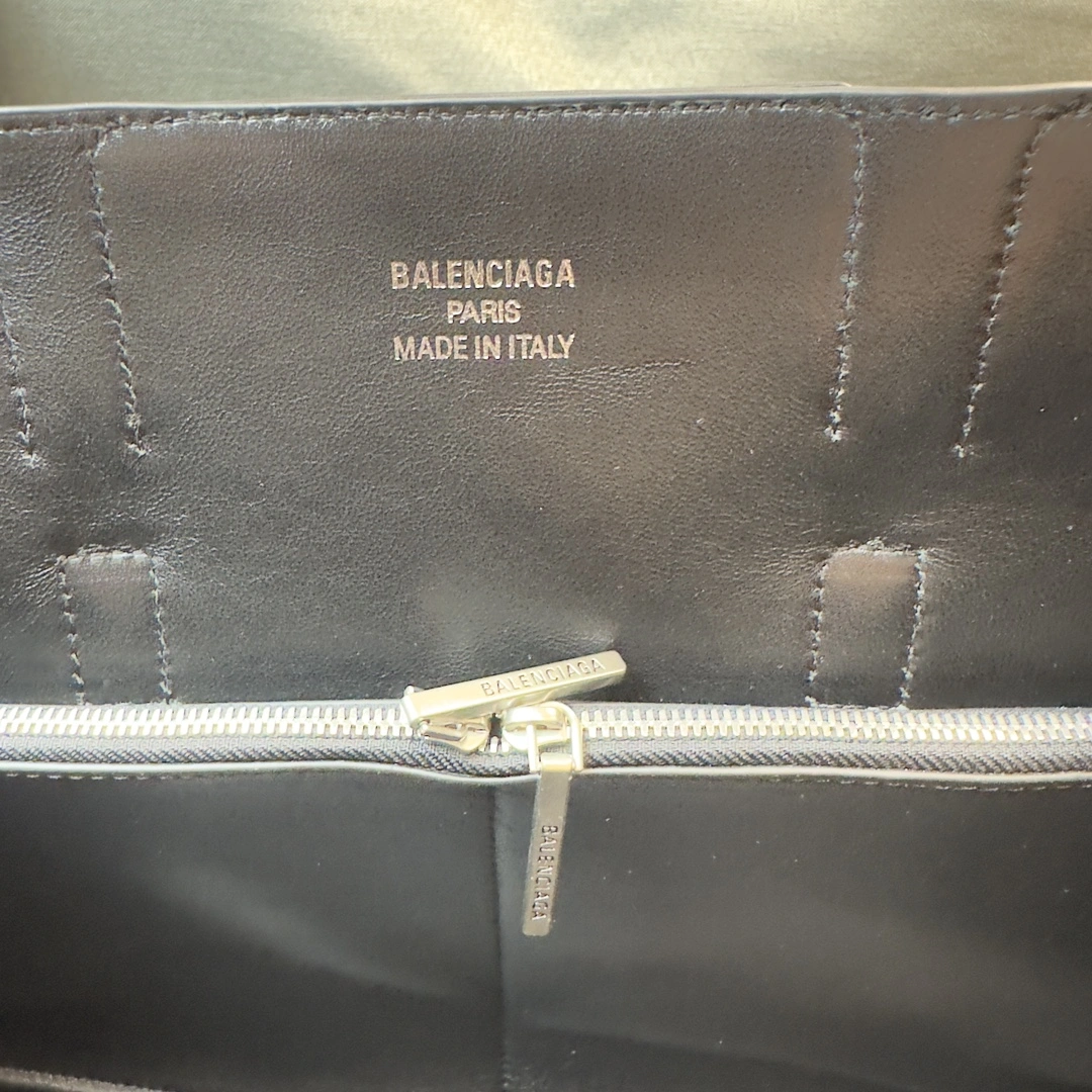 Balenciaga Bel-Air Oversized  Calfskin Bag with Iconic Lock Thermal 64667