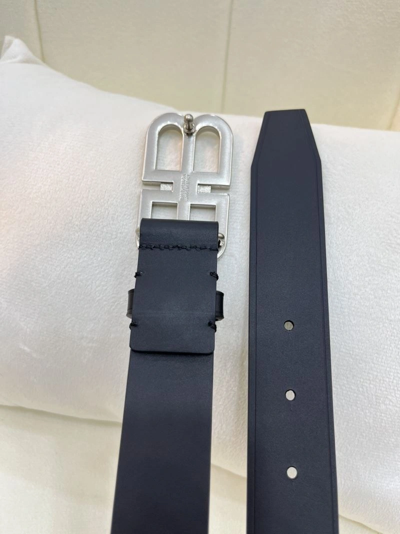 Neat Balenciaga Belts 282929
