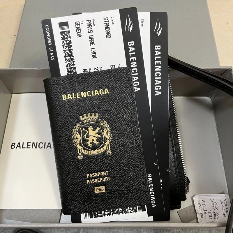 FashionForward Balenciaga Black Batch Passport Wallet with Detachable Strap 69950