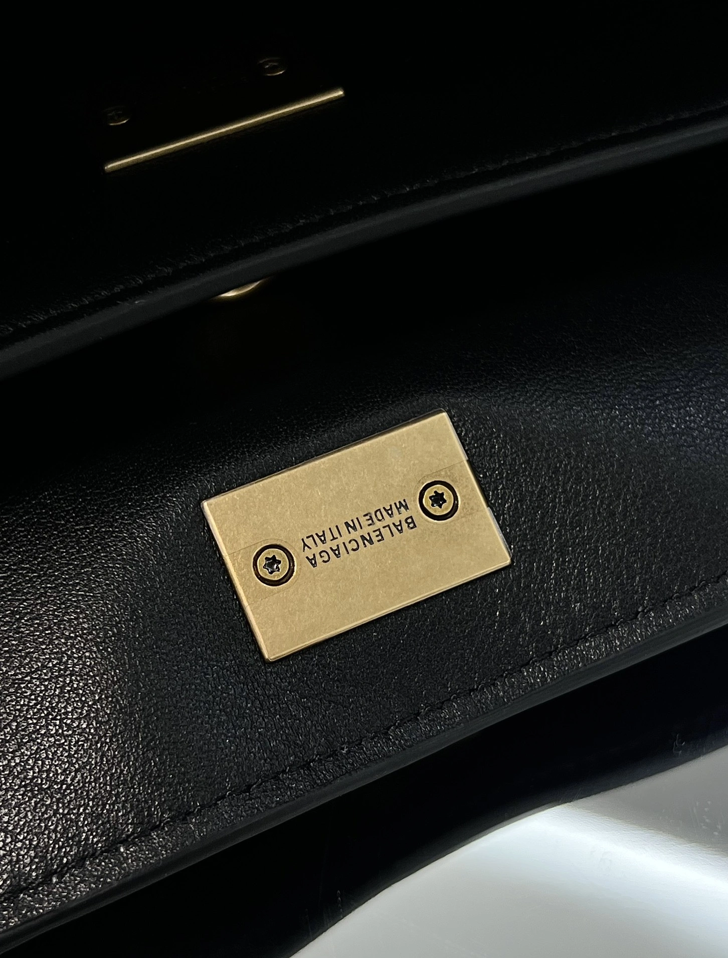 Versatile Balenciaga Black Gold Series Medium Handbag - Rebel  Masterpiece 72562