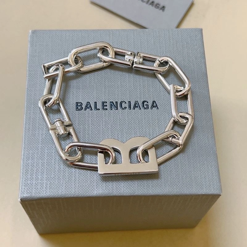 Premium Balenciaga Bracelets 215748
