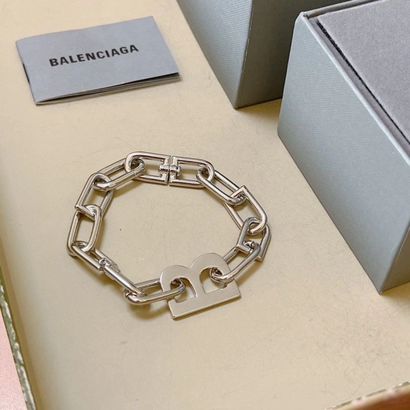 Premium Balenciaga Bracelets 215748