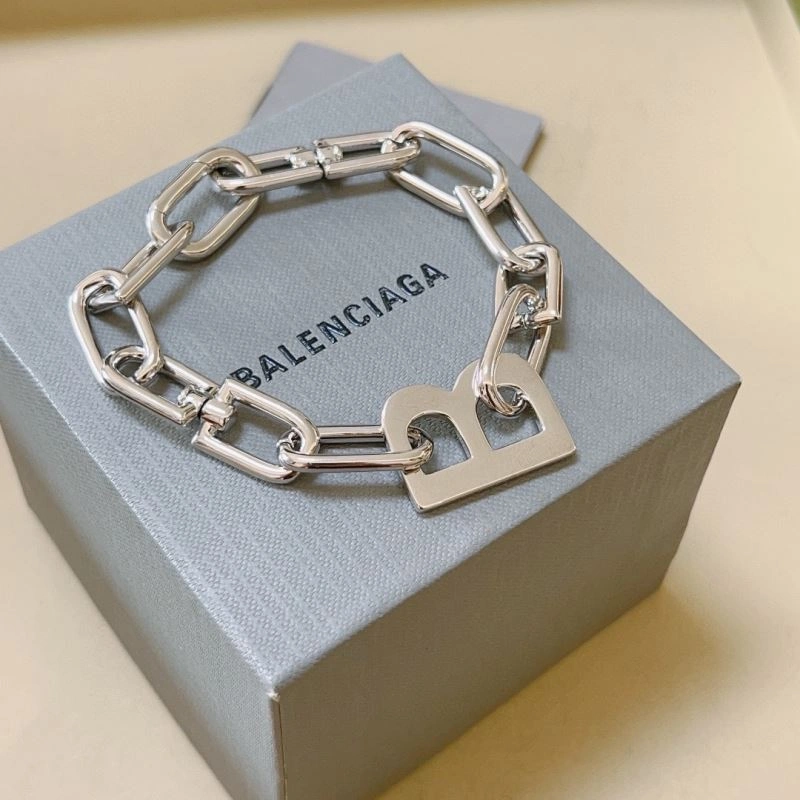 Premium Balenciaga Bracelets 215748