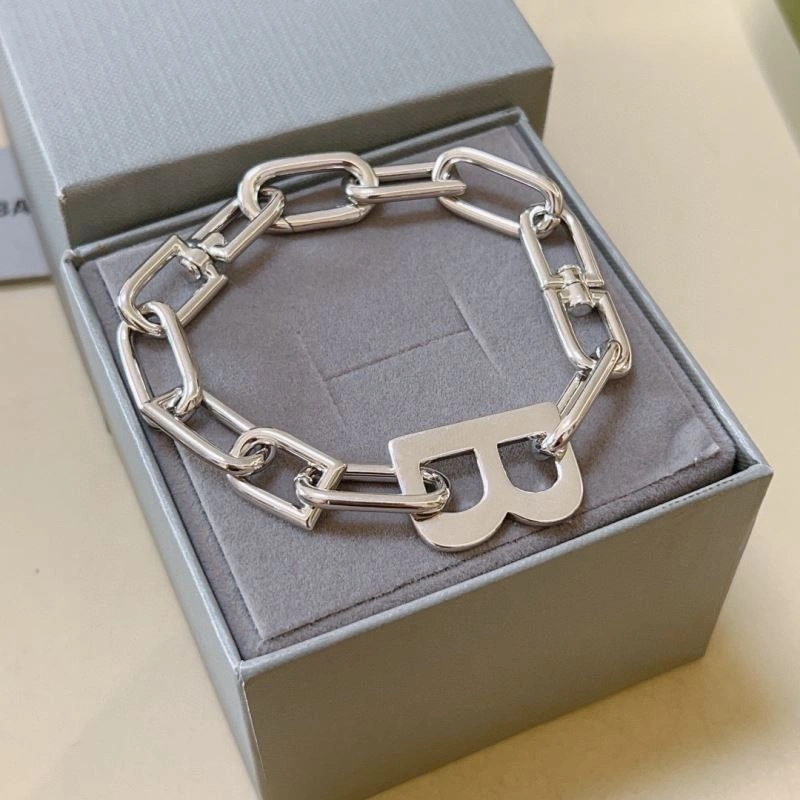 Premium Balenciaga Bracelets 215748