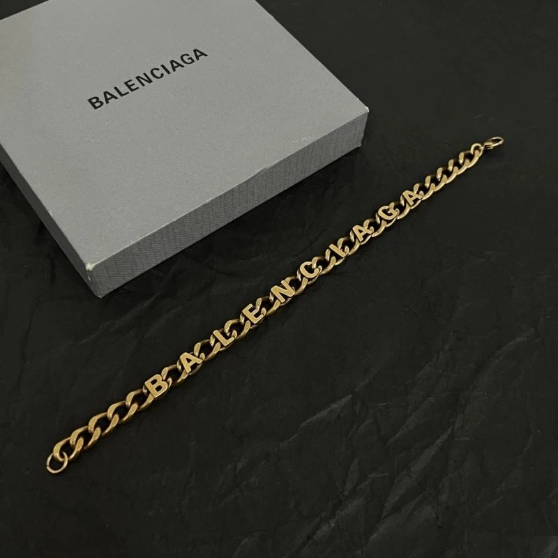 ComfortFit Balenciaga Bracelets 215731