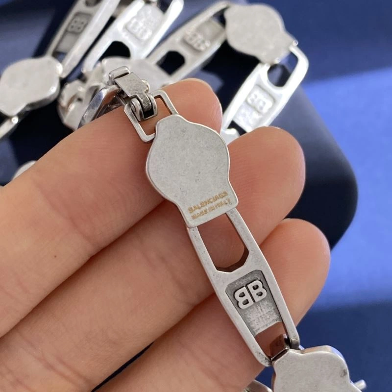 EasyCare Balenciaga Bracelets 215673