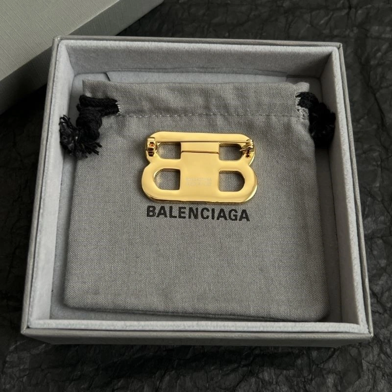 Balenciaga Brooches Stylish 215551
