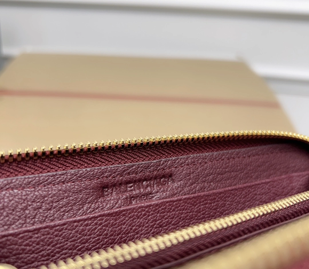 Balenciaga Burgundy Vintage Leather Motorcycle Wallet with Heart Design Trendy 60830