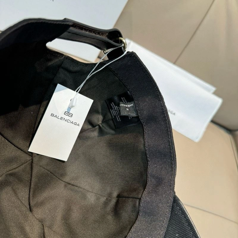Cozy Balenciaga Caps 261552
