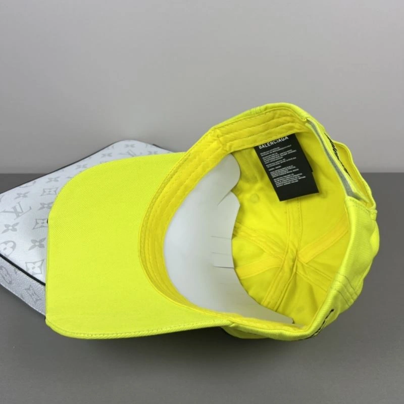 Flexible Balenciaga Caps 260878