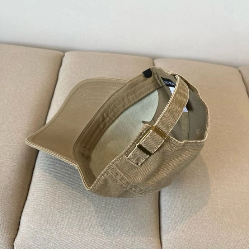 Balenciaga Caps ModernLook 260876