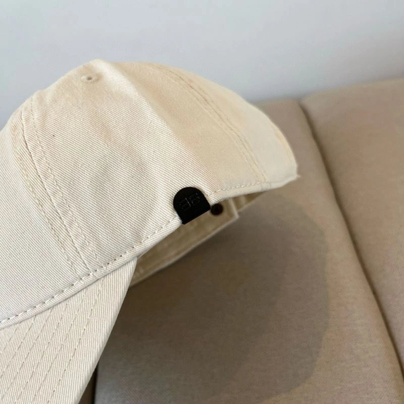 AllSeason Balenciaga Caps 260859