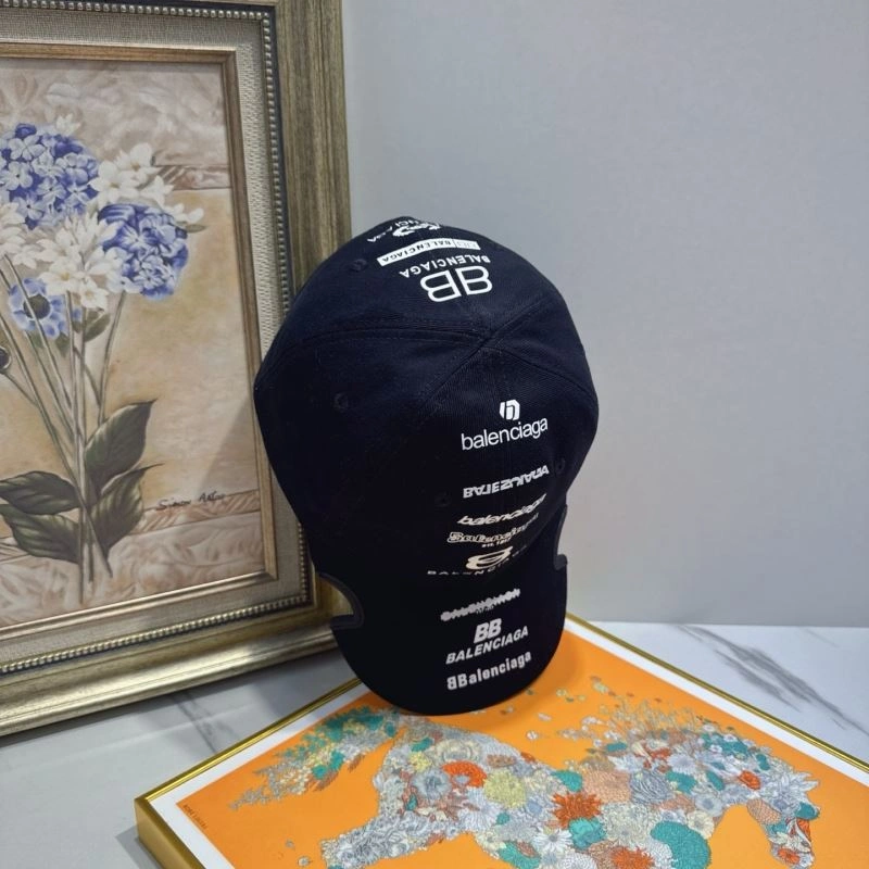 Balenciaga Caps Elegant 260874