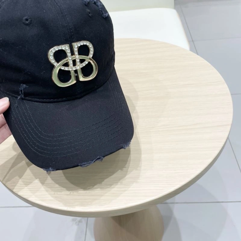 EasyMatch Balenciaga Caps 260866
