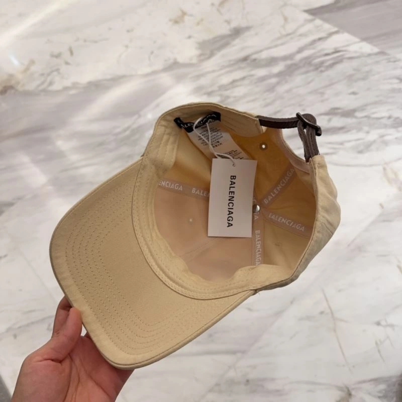 AllSeason Balenciaga Caps 260848