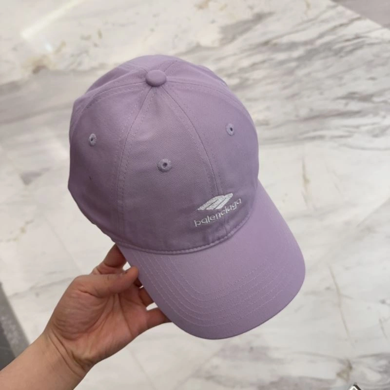 Balenciaga Caps Elegant 260845
